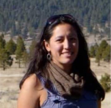 Larissa cropped